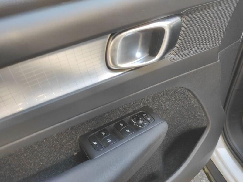 Volvo XC40 1.5 t2 Momentum auto my21