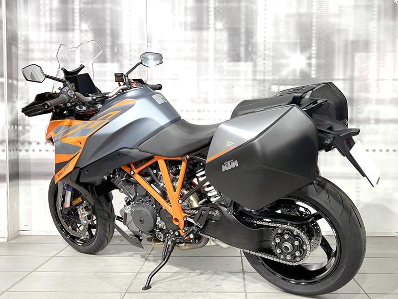 KTM 1290 Super Duke GT