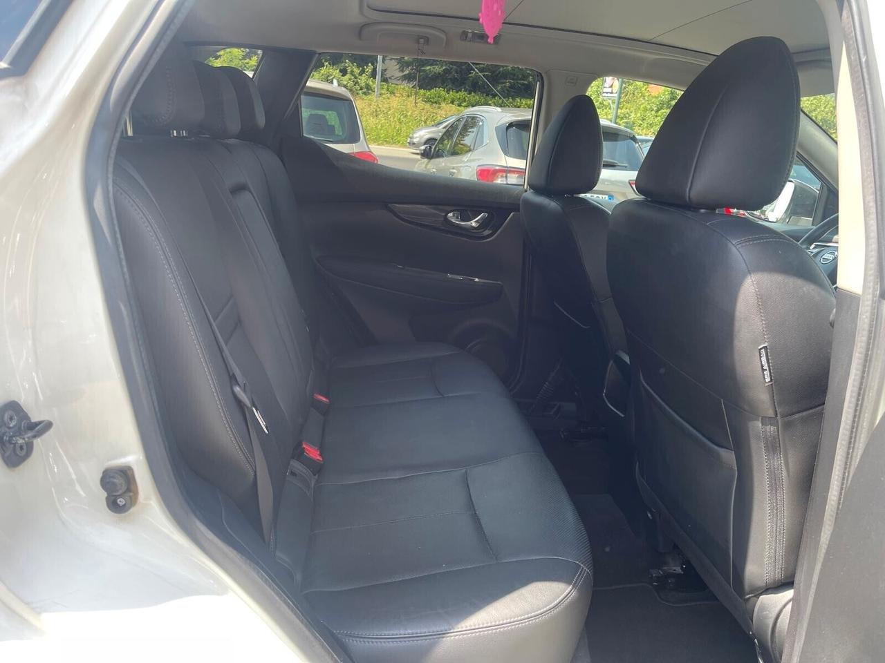 Nissan Qashqai 1.6 dCi X-Tronic 2WD Black Edition