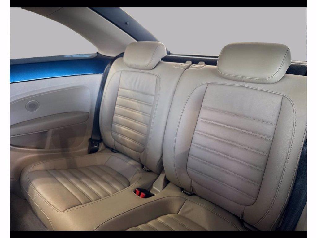 VOLKSWAGEN Maggiolino 1.2 tsi design 105cv del 2017