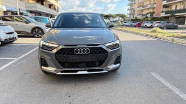 Audi A1 allstreet 30 TFSI S tronic Business LED NAVI COCKPIT CAR PLAY PDC CLIMA AUTOAMTICO CERCHI 17
