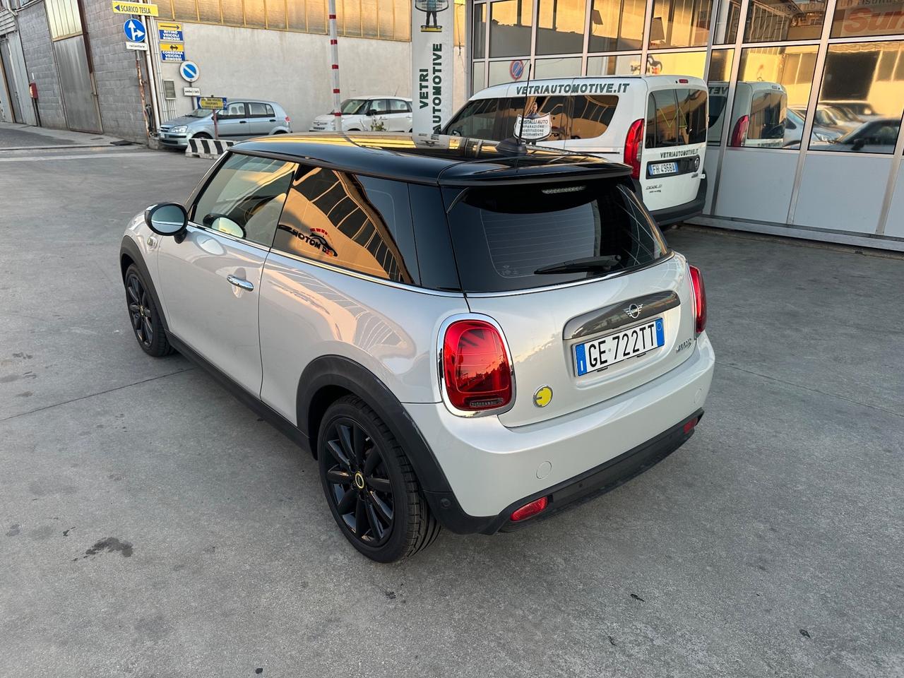Mini Mini Full Electric Mini Cooper SE