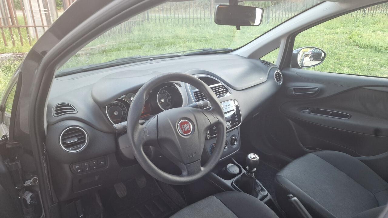 Fiat Punto 1.2 8V 5 porte Street - 2015 "ottime condiz."