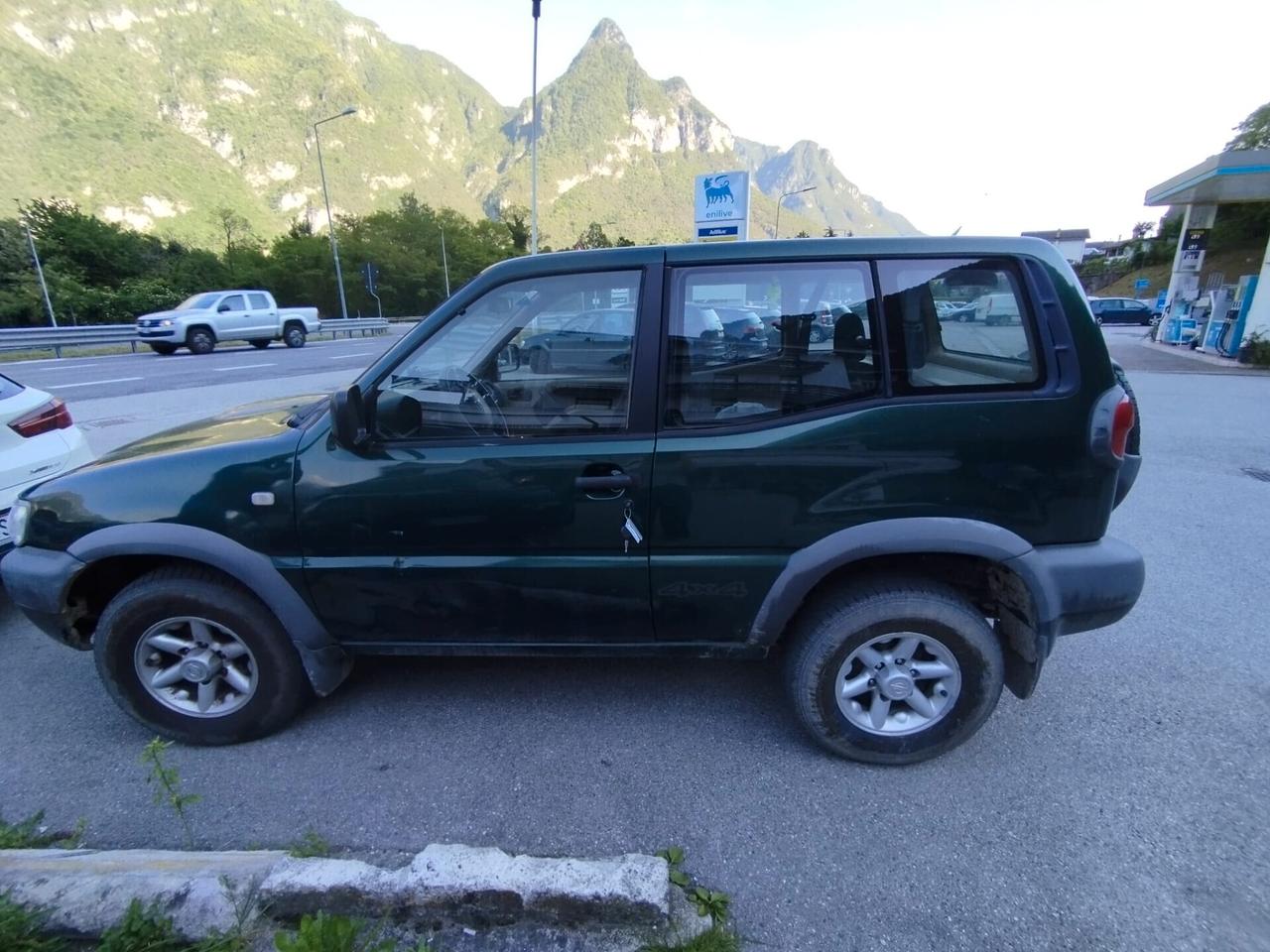 Nissan Terrano II 2.7 TD 3 porte Europe