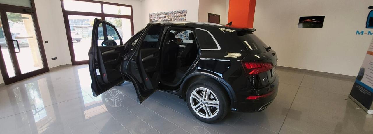 BELLISSIMA AUDI Q5 40 TDI S-LINE PLUS QUATTRO 190CV S-TRONIC-TENUTA CON MOLTISSIMA CURA-PERFETTA IN TUTTO-COME NUOVA-GARANZIA UFFICIALE AUDI FINO AL 10/2026 PIÙ GARANZIA M-M MOTORS FINO AD OTTOBRE 2027.