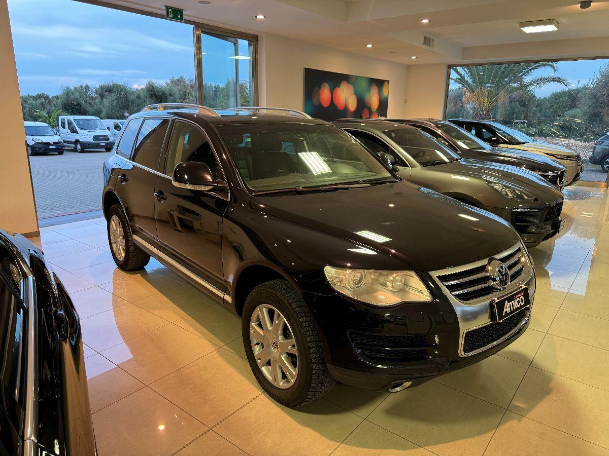 VOLKSWAGEN - Touareg - 2.5 TDI tiptronic Executive