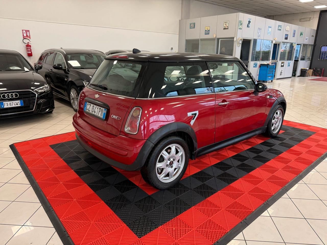 Mini Mini 1.4 tdi One D Seven