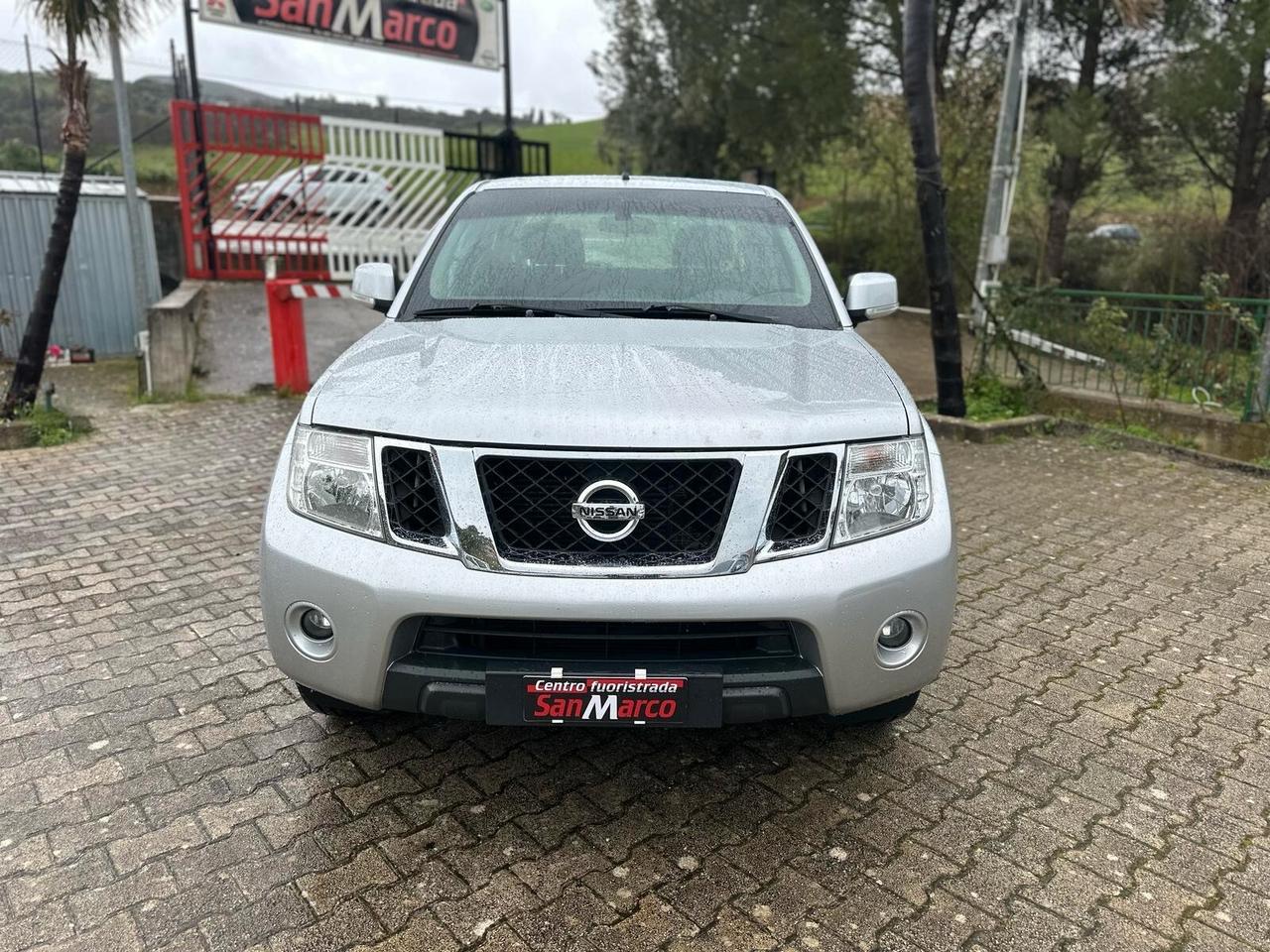 Nissan Navara 2.5 dCi 190CV 4 porte Double Cab Sport