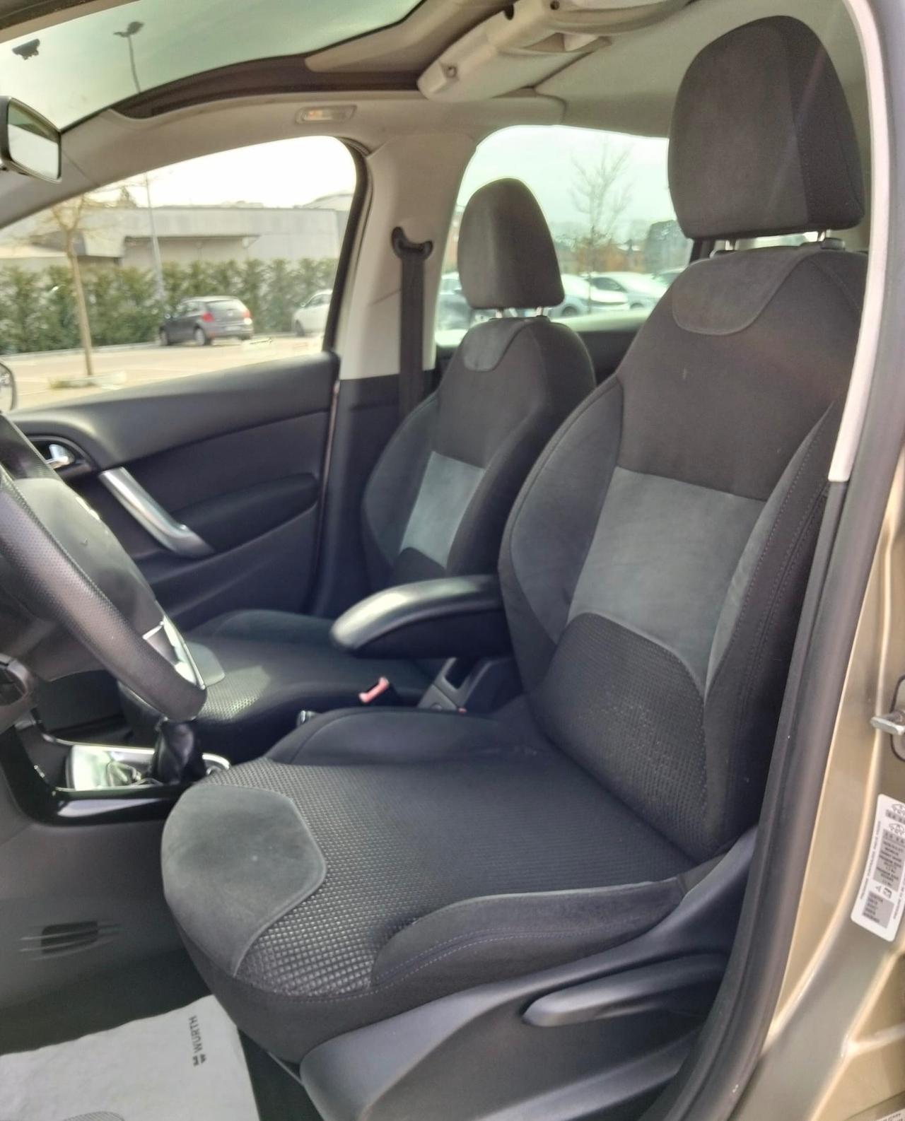 Citroen C3 1.4 HDi 70Cv*Panorama*Navi*Cerchi