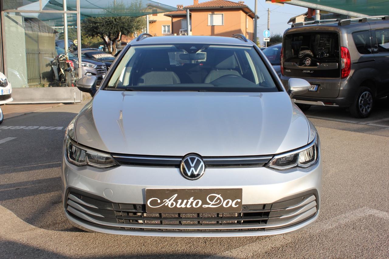 Volkswagen Golf Variant 2.0 TDI DSG LIFE AUTO SENSORI TELECAMERA