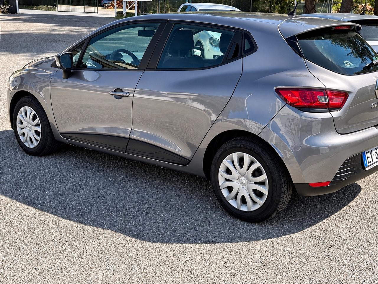 Renault Clio 1.5 dCi 8V 75CV 5 porte Costume National