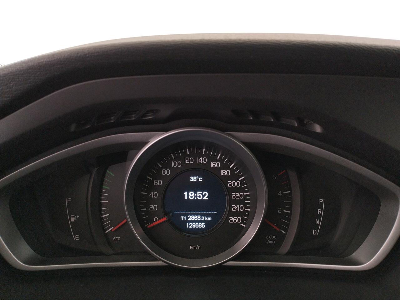 Volvo V40 D2 Geartronic Business - NEOPATENTATI