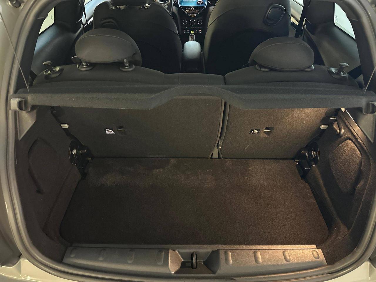 MINI Cooper SE Essential