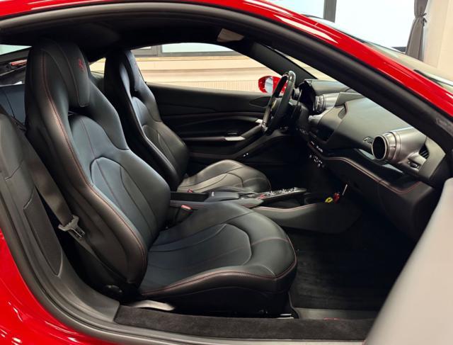 FERRARI F8 Tributo"SPEDIZIONE SU RICHIESTA IN TUTTO IL MONDO"