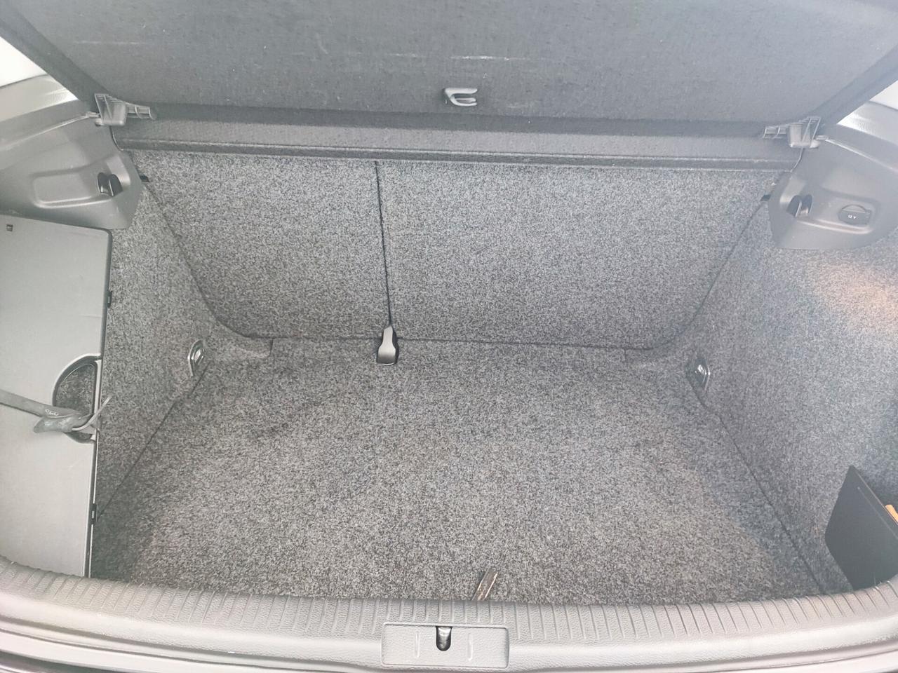 Volkswagen Golf 1.9 TDI 5p. Comfortline