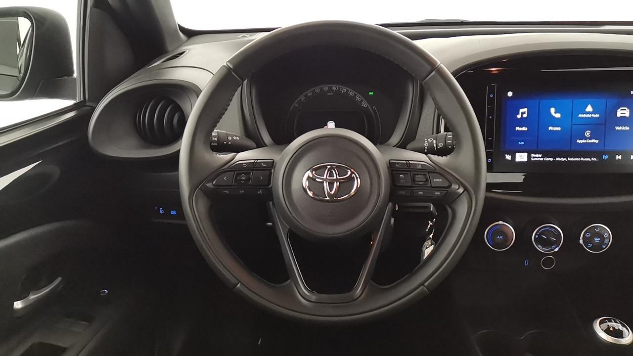 TOYOTA Aygo X - Aygo X 1.0 Active 72cv