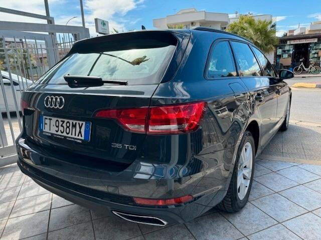 Audi A4 Avant 35 TDI S tronic Business