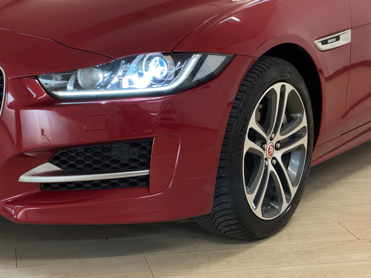 Jaguar XE 2.0 D Turbo 180 CV AWD aut. R-Sport Garantita Permute