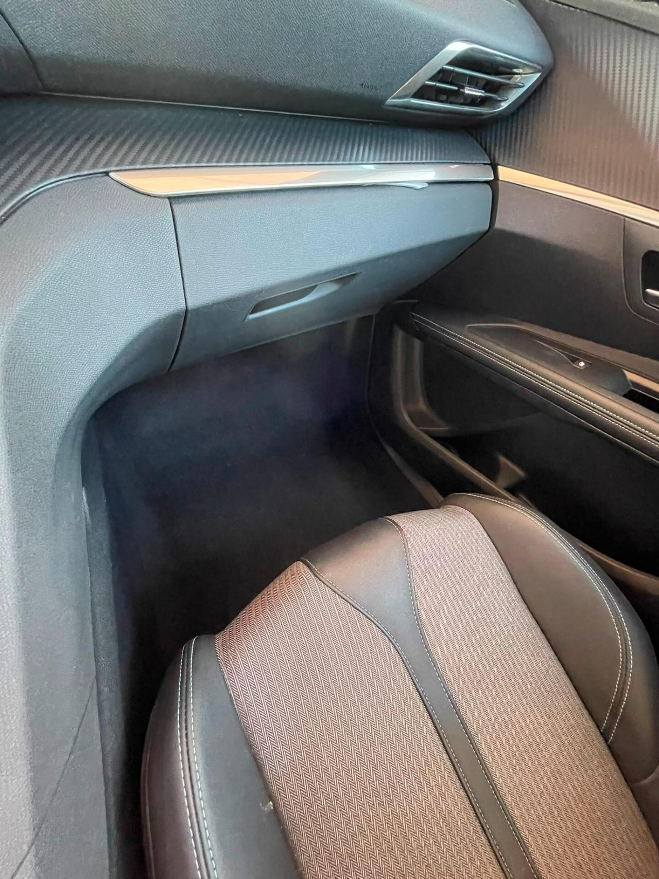Peugeot 5008 PureTech Turbo 130 S&S Allure