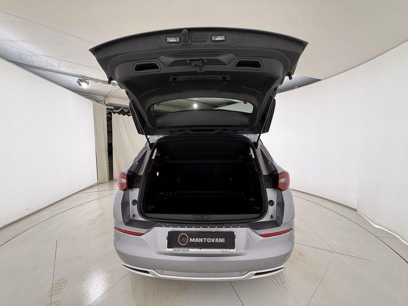 Opel Grandland 1.5 130cv AT8 Business Elegance