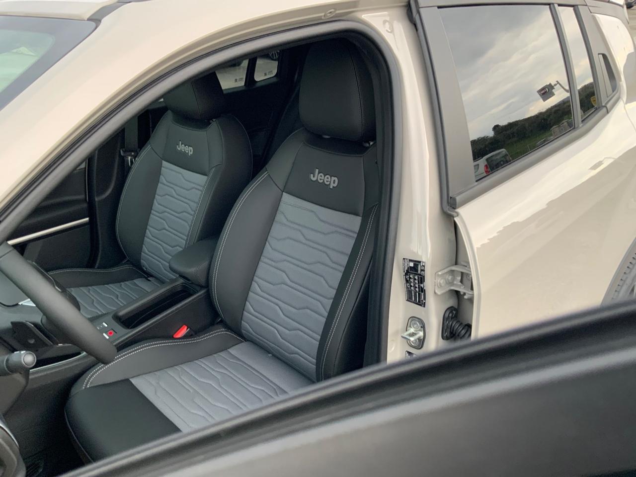 Jeep Avenger 1.2 Turbo 136 CV MHEV 4xe Upland