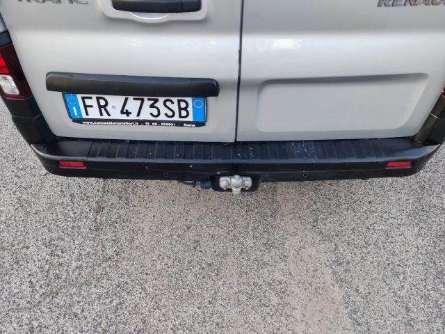 RENAULT Trafic T29 1.6 dCi 120CV PASSO LUNGO - 6 POSTI + CASSONE