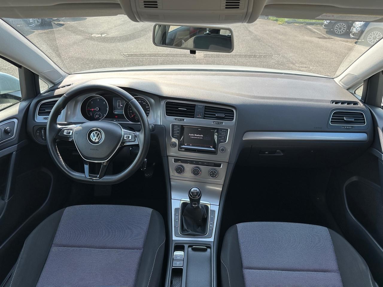 Volkswagen Golf 1.6 TDI 5p. Trendline BlueMotion Technology - 2013