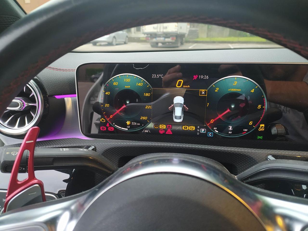 Mercedes-Benz CLA 220 Premium
