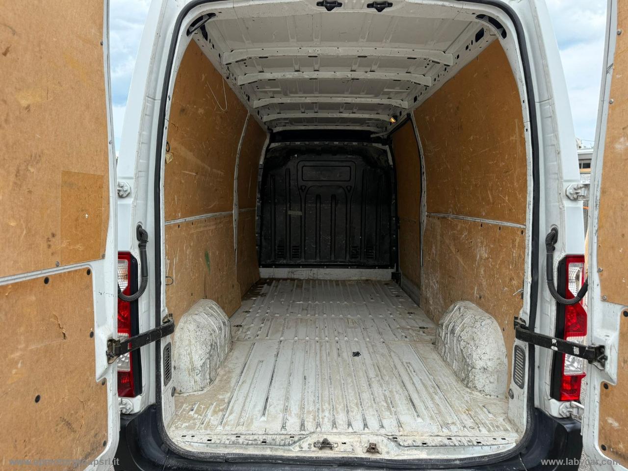 Master T35 2.3 DCI 136CV L3H2 GANCIO TRAINO