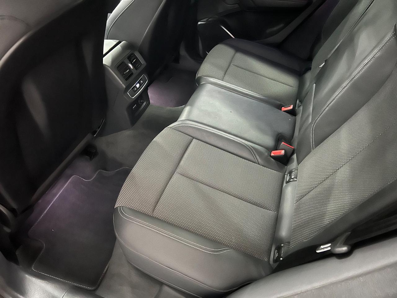 Audi Q5 SPB 40 2.0 TDI mhev STronic SLine Edition Quattro 204 cv