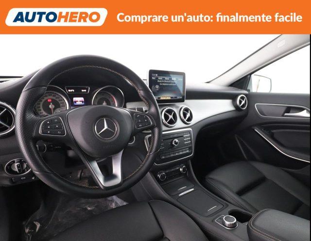 MERCEDES-BENZ GLA 200 d Automatic 4Matic Sport
