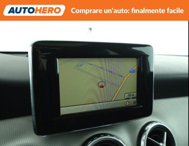 MERCEDES-BENZ GLA 200 d Automatic Sport