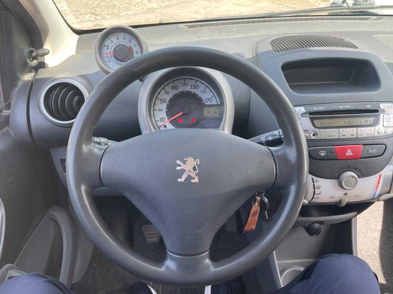 Peugeot 107 1.0 68CV 5p. Sweet Years