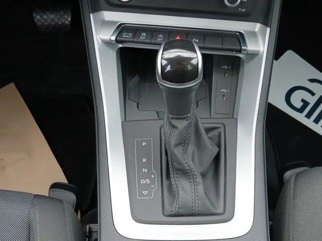AUDI Q3 35 TDI S tronic S line edition