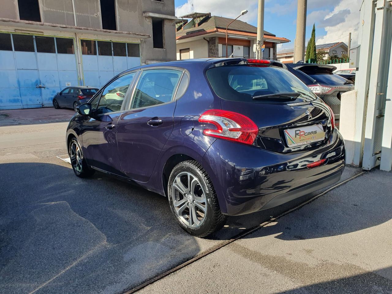 Peugeot 208 PureTech 82 5 porte Allure