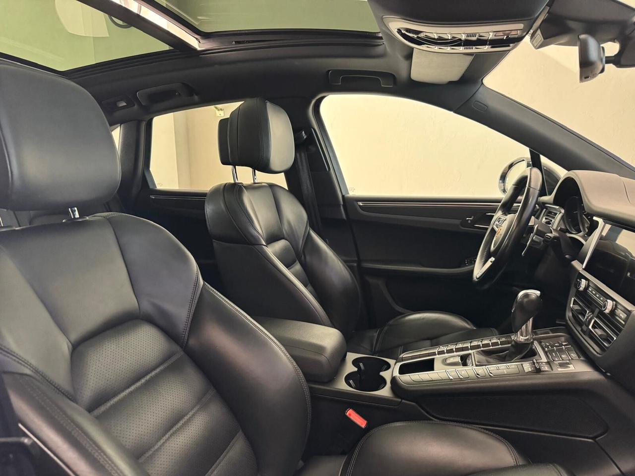 Porsche Macan 2.0 245CV TETTO PDLS+