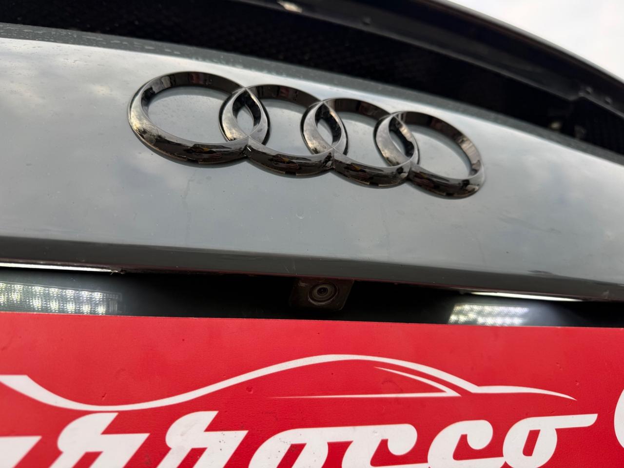 Audi R8 4.2 V8 FSI quattro R tronic