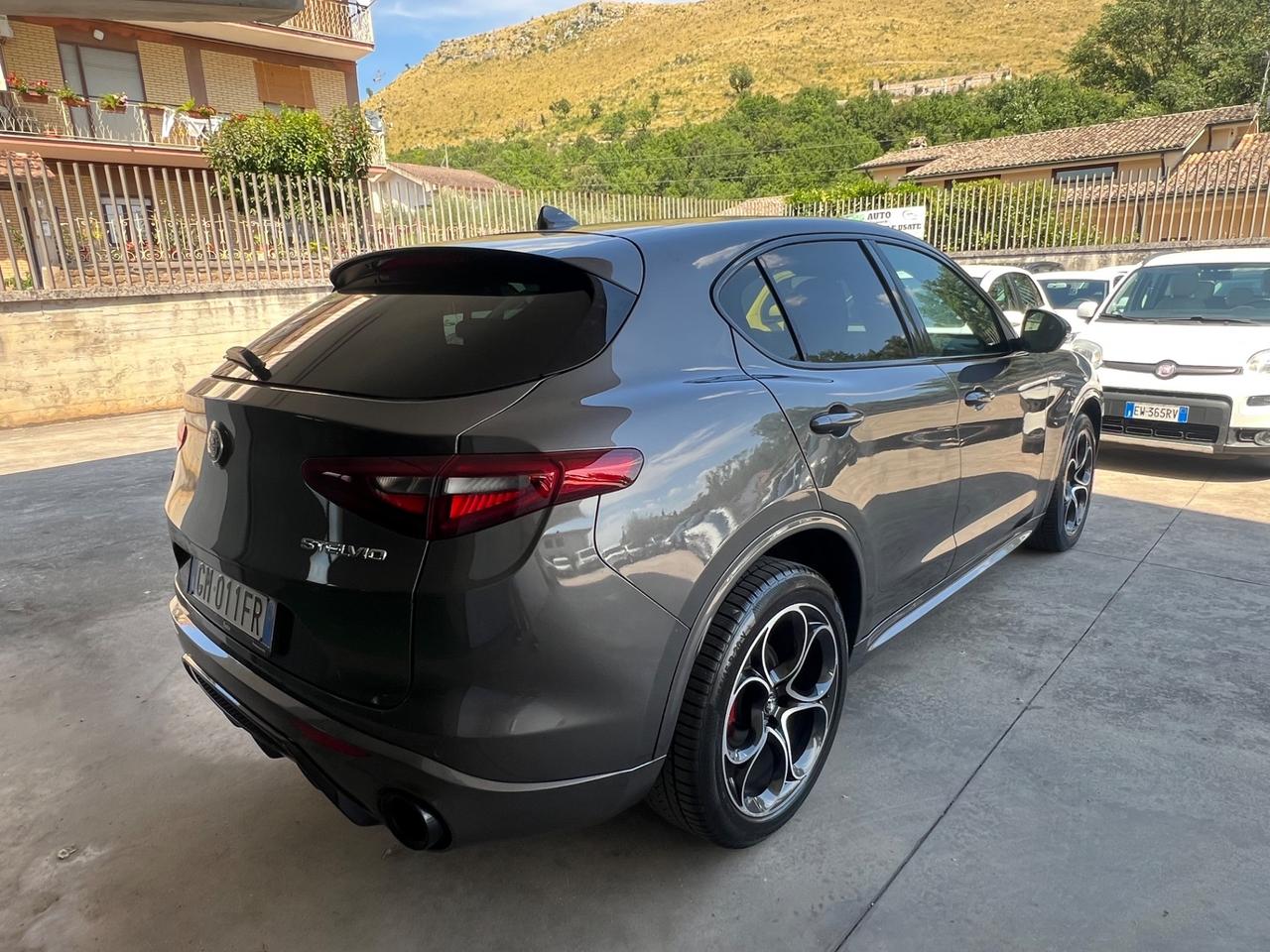 Alfa Romeo Stelvio 2.2 Turbodiesel 210 CV AT8 Q4 Veloce