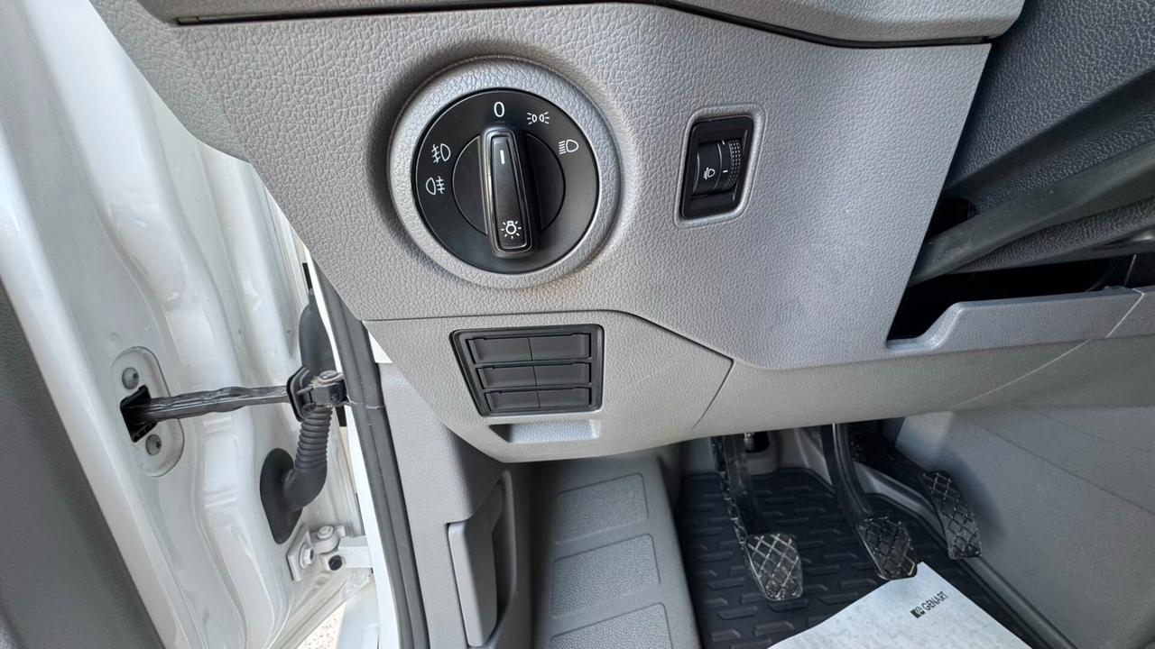 Volkswagen Crafter 35 2.0TDI SPONDA PALFINGER