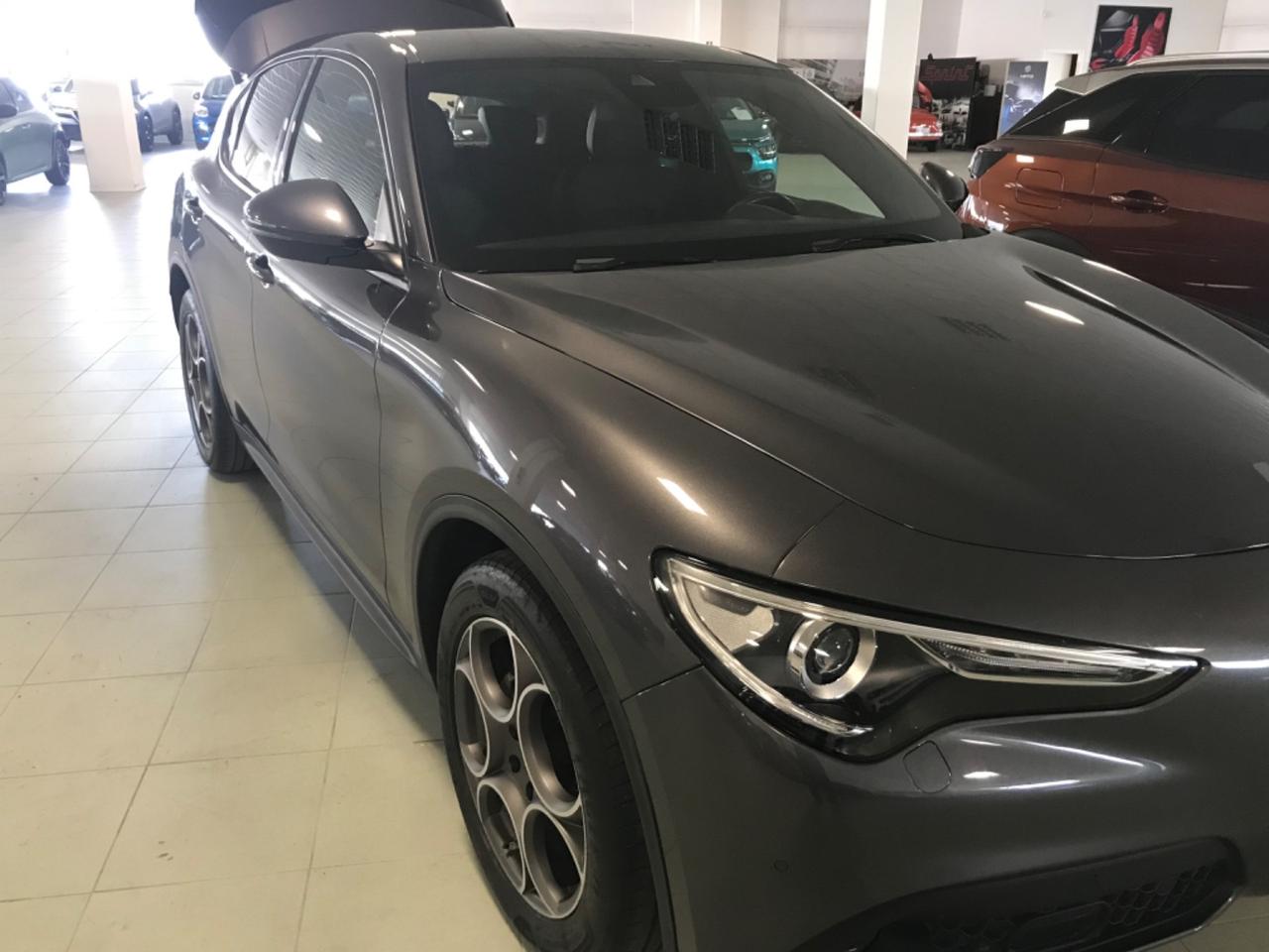 Alfa Romeo Stelvio 2.2 Turbodiesel 160 CV AT8 RWD Sprint
