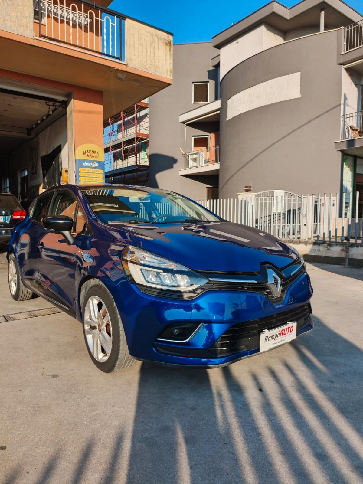Renault Clio TCe 12V 90 CV GPL 5 porte Moschino Zen