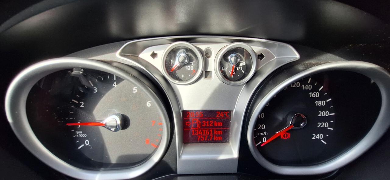 Ford Focus 5p 1.6 Titanium 115cv