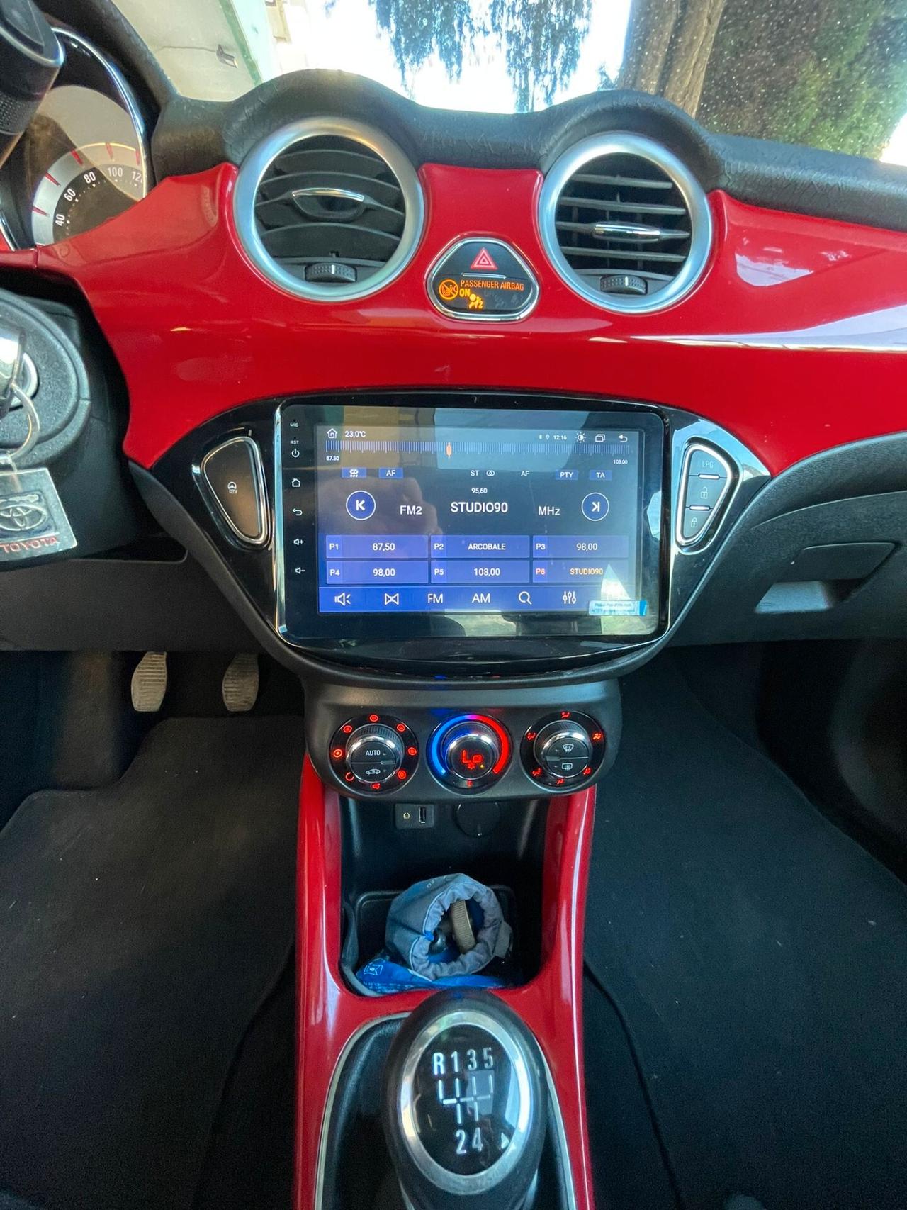 Opel Adam 1.4 87 CV GPL Tech Slam