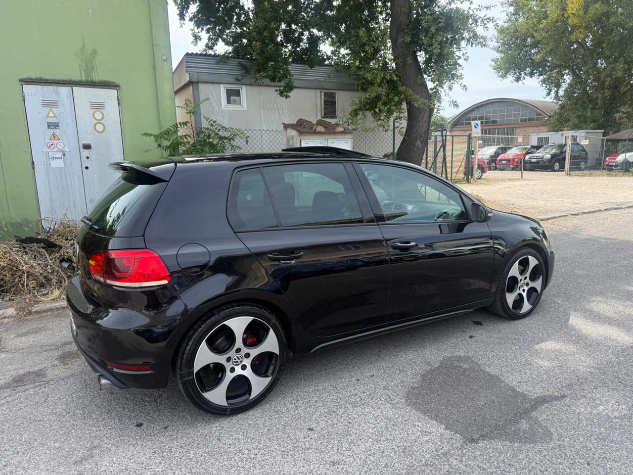 Volkswagen Golf 2.0 TSI DSG 3p. GTI
