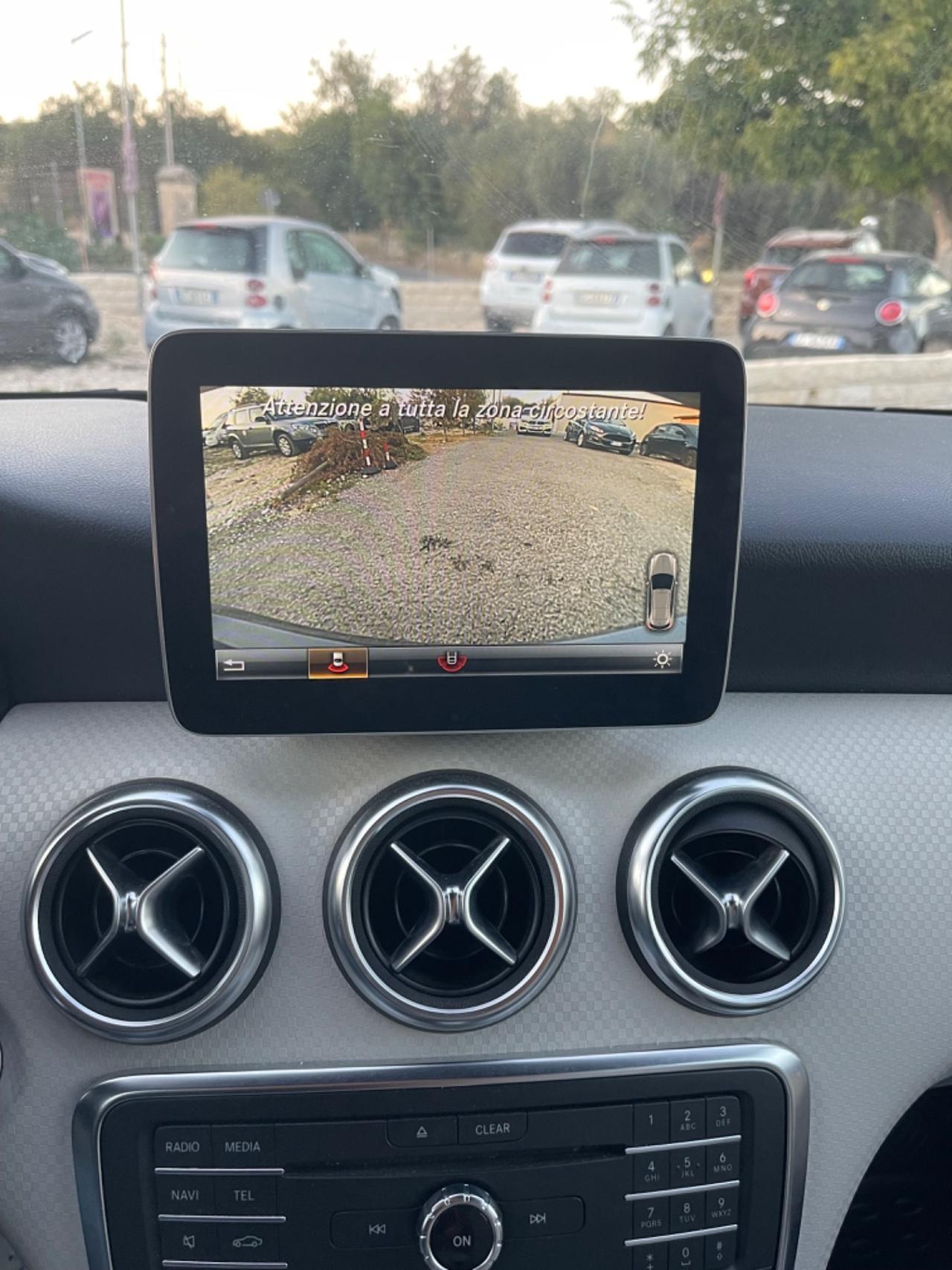 Mercedes-benz A 200 d Premium