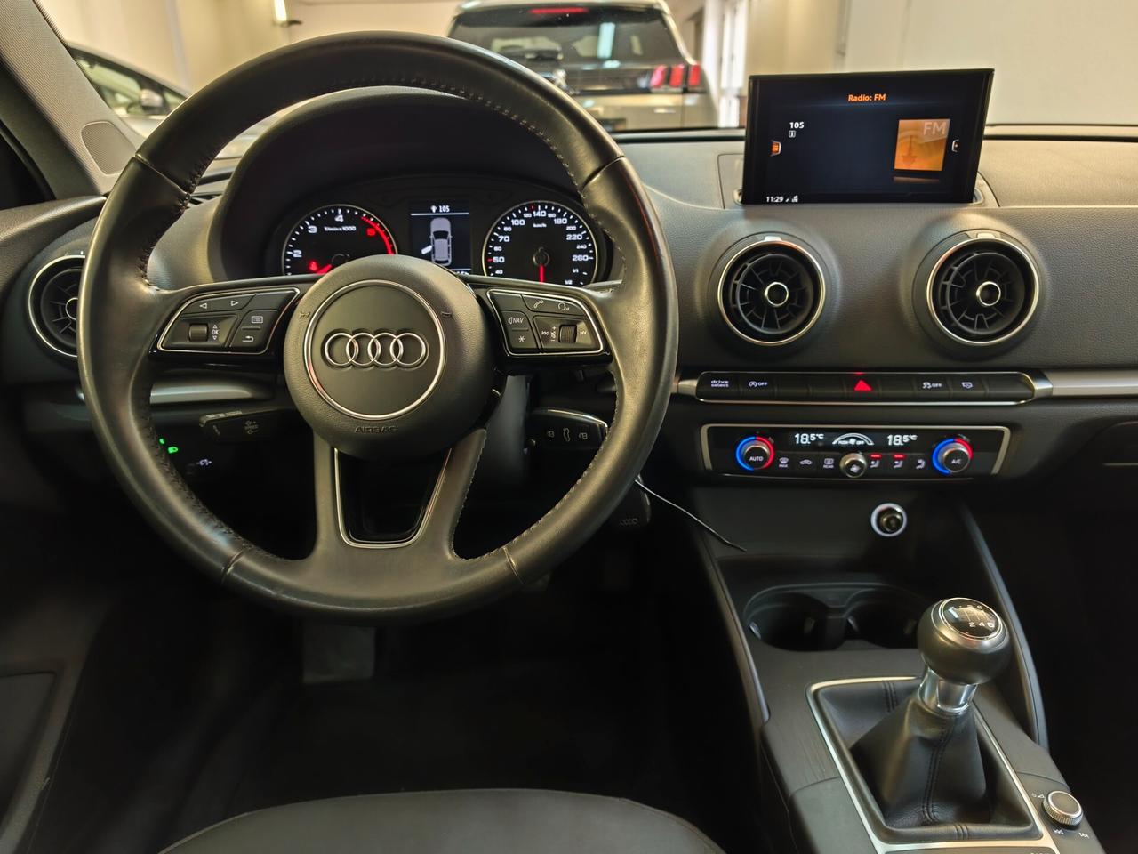 Audi A3 SPB 30 TDI Business