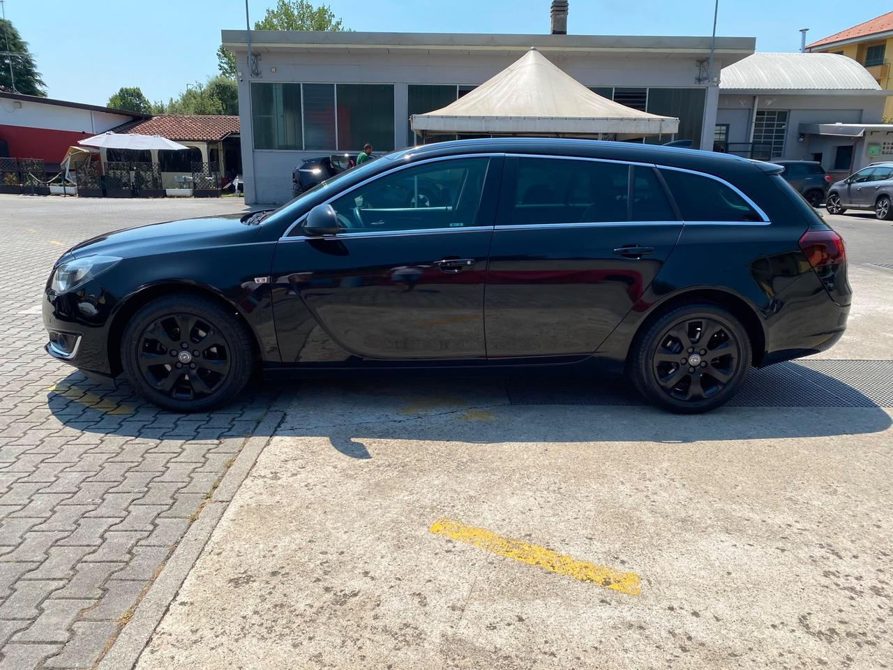 Opel Insignia 1.6 CDTI 136CV Sports Tourer aut. Cosmo