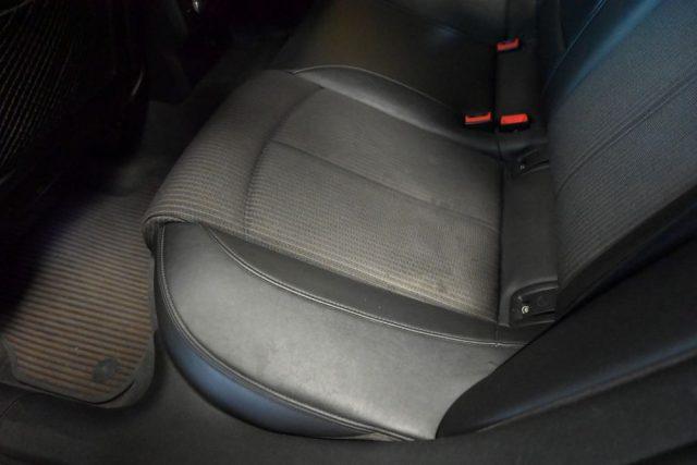 AUDI A6 allroad 3.0TDI S-TR.BUSINESS PLUS 218CV NAVI GANCIO18"FULL