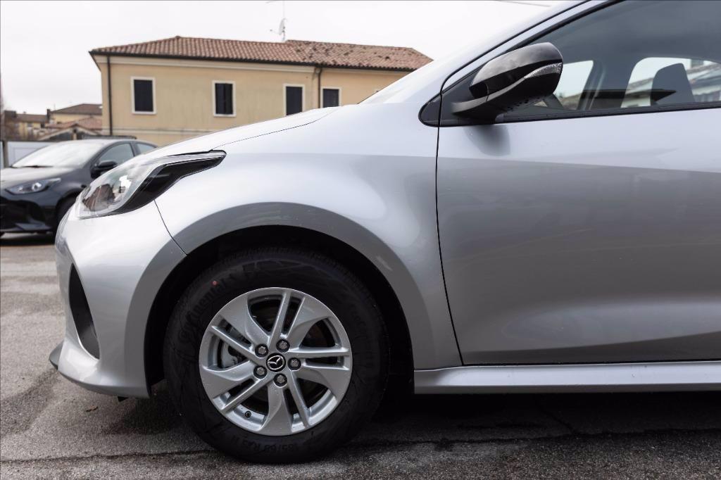 MAZDA 2 1.5 vvt full hybrid electric Centre Line e-cvt del 2025