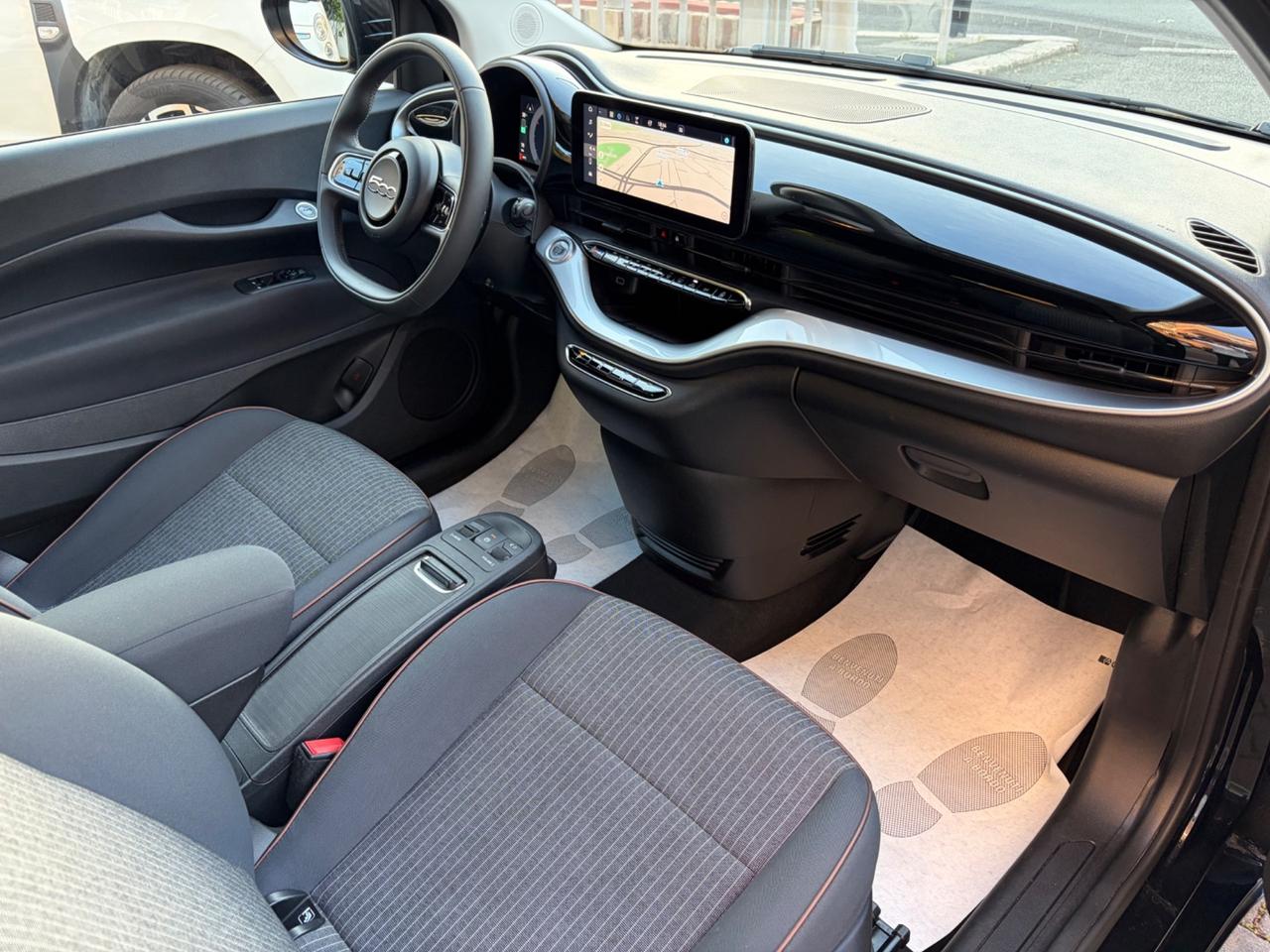 Fiat 500e Cabrio 42 kWh Icon - VENDUTA IL 28.4.2026 !!